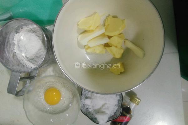 酥到掉渣的曲奇的做法图解1