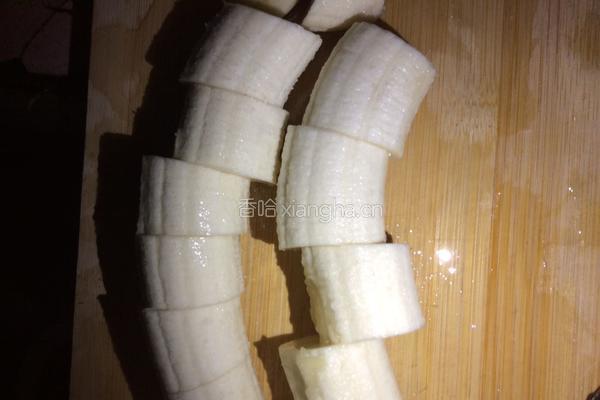 电饭煲版炸香蕉的做法图解2