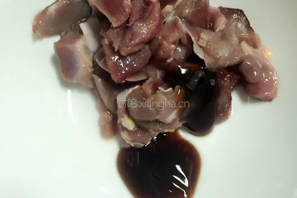 辣子鸡丁饭的做法图解2