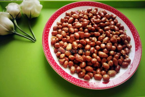 油炸花生米的做法图解3