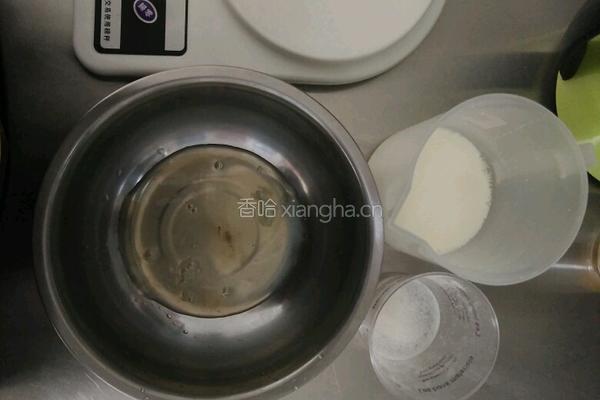 双皮奶的做法图解1