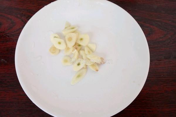 青椒火腿炒鸡蛋的做法图解6