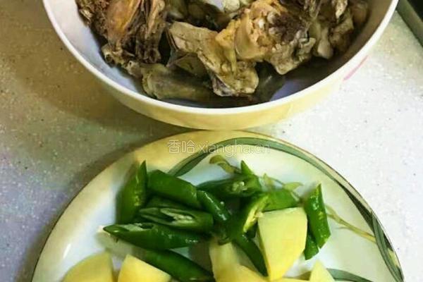 土豆鸡块的做法图解3
