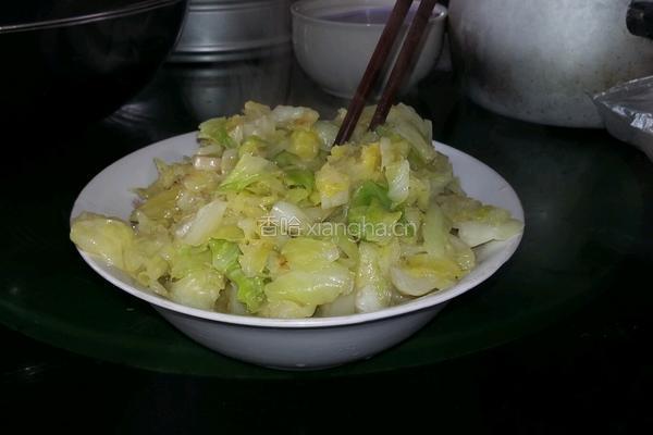 蒜香炒卷心菜的做法图解7