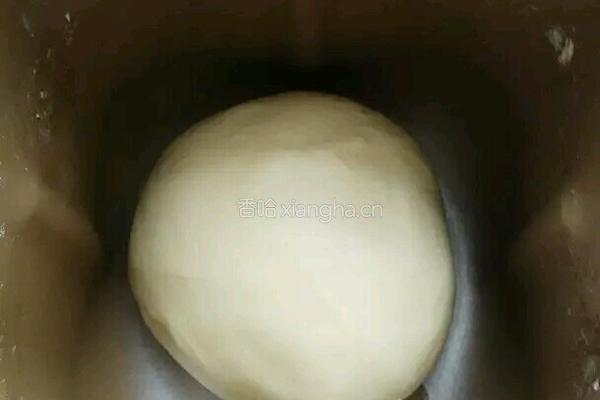 蔓越莓干酥粒辫子面包的做法图解3