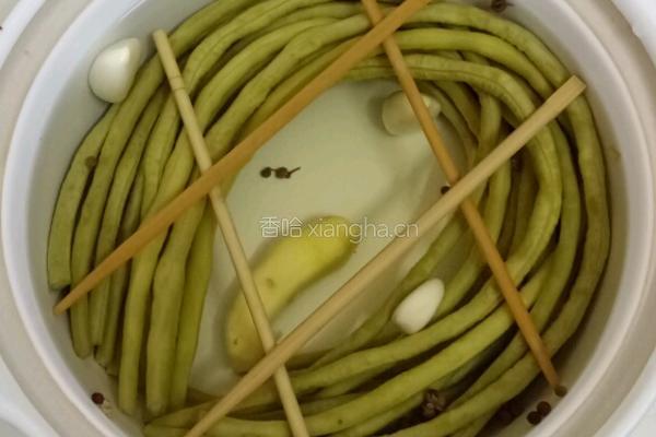 自制酸豆角的做法图解6