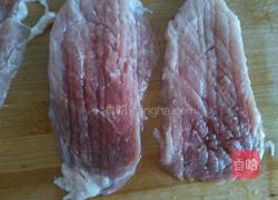 酥炸孜然风味肉饼的做法图解3