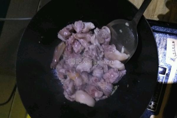紫苏焖鸭的做法图解4