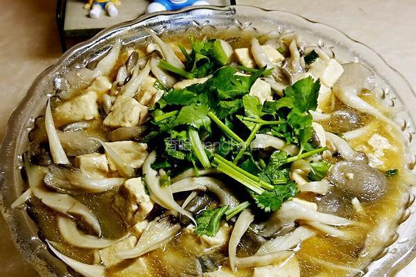 蘑菇炖豆腐的做法图解6
