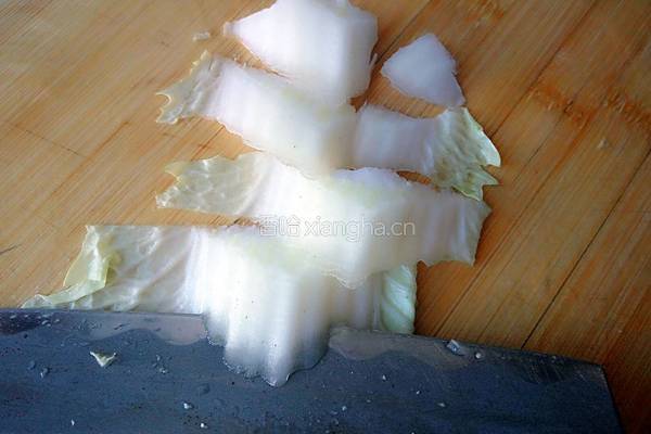 刀鱼扒白菜的做法图解3