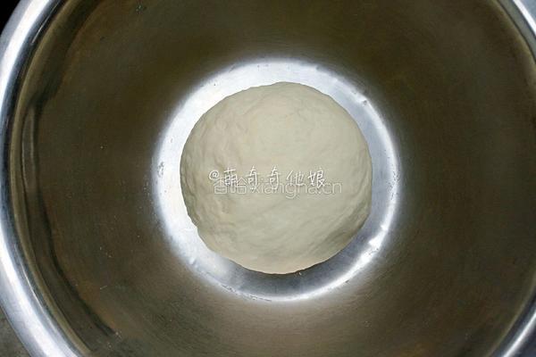 辣肉松面包的做法图解2