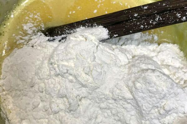 八寸可可戚风蛋糕的做法图解3