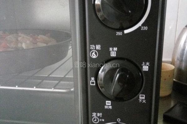九寸香肠鱼豆腐披萨的做法图解11