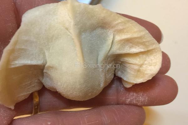 槐花馅饺子的做法图解12