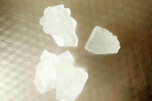 红枣冰糖银耳羹的做法图解6