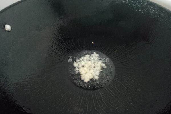 黄花菜腐竹炒木耳的做法图解6
