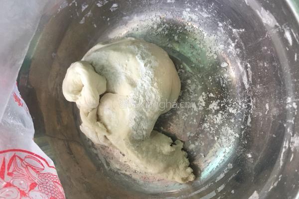 鸡蛋灌饼的做法图解1