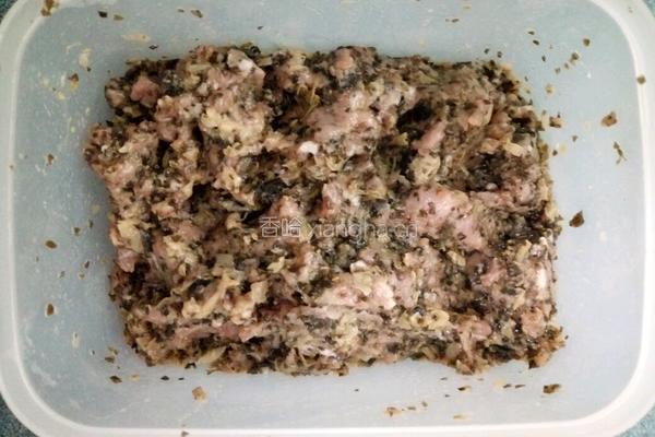 简单易做好吃的梅菜木耳蒸肉饼的做法图解3