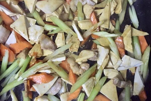 芹菜豆干的做法图解8