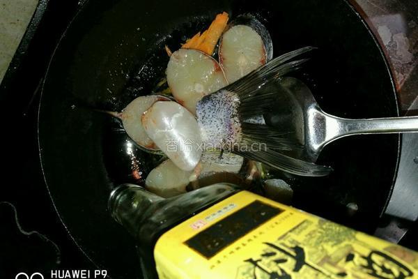 酱焖鲢鱼段的做法图解4