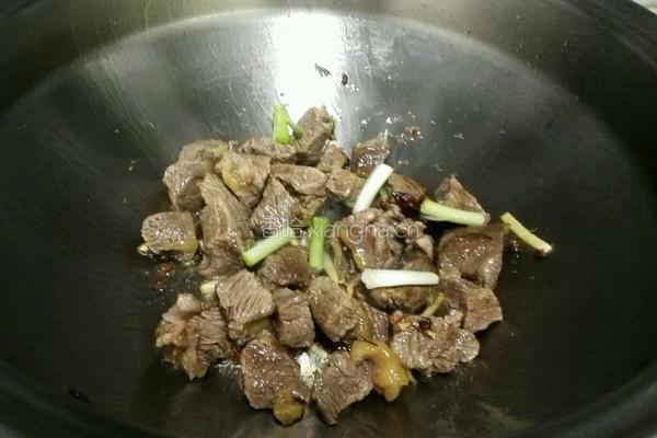 土豆炖牛肉的做法图解7