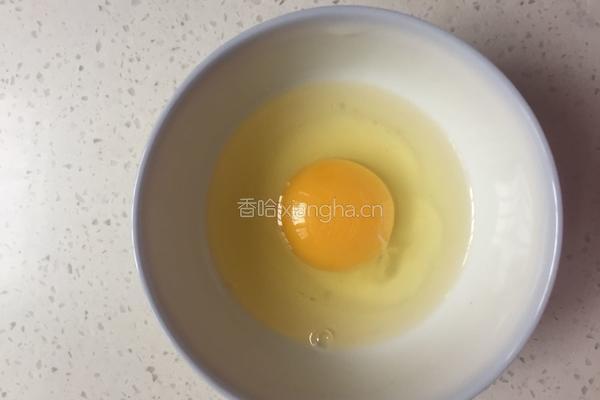 蒸鸡蛋糕的做法图解1