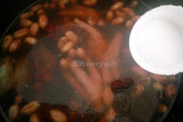 鸡爪花生煲的做法图解7