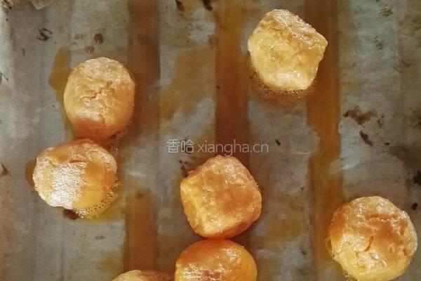 蛋黄酥的做法图解4