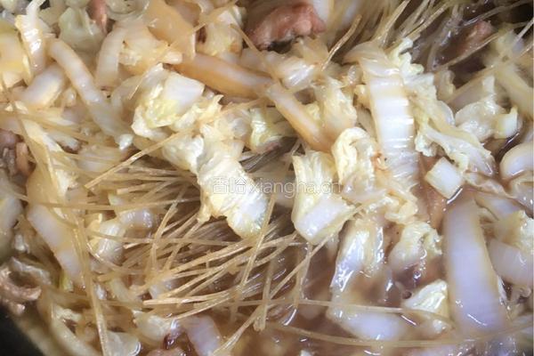 北方菜猪肉白菜粉条子的做法图解6