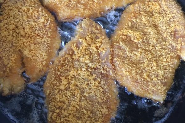 香煎鸡胸脯肉的做法图解4
