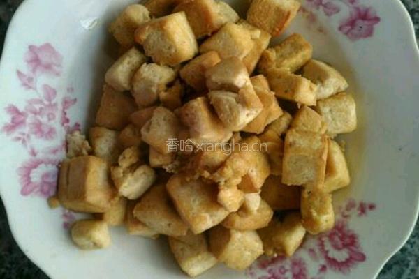 胡萝卜炒豆腐的做法图解5