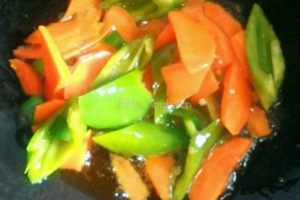 胡萝卜炒豆腐的做法图解6