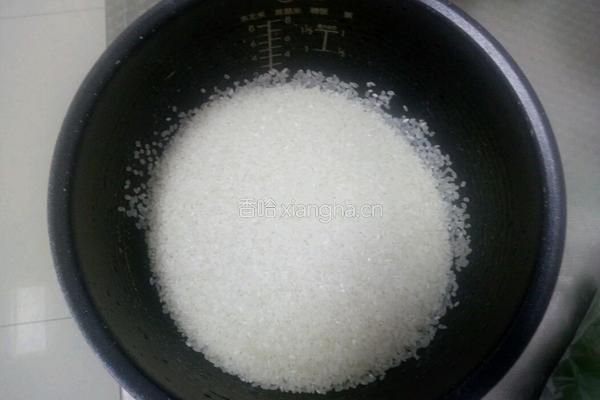 红薯米饭的做法图解1