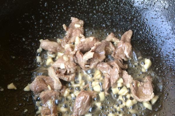 豆腐炒肉的做法图解4