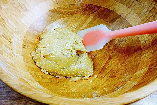 麻香饼干的做法图解2