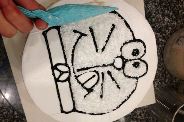 叮当猫蛋糕的做法图解5