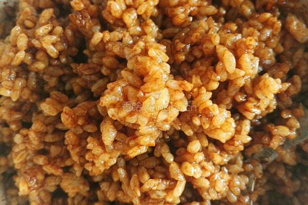酱油炒饭的做法图解4