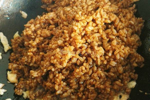 酱油炒饭的做法图解8
