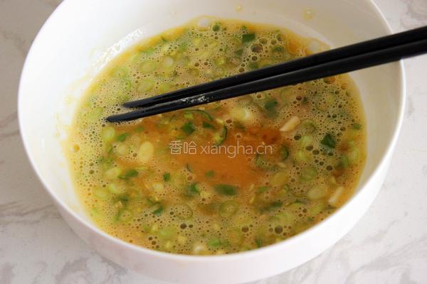 青椒摊蛋饼的做法图解3