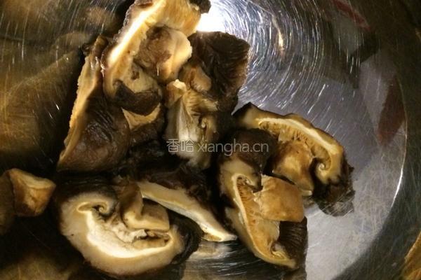 五花肉卤蛋的做法图解2