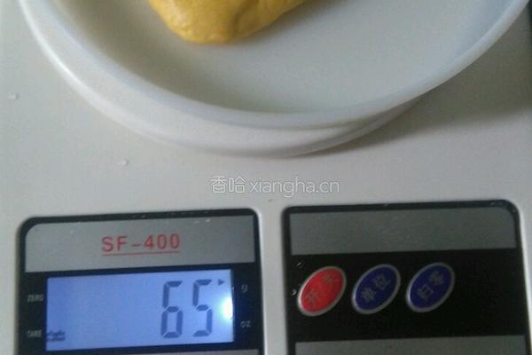 莲蓉南瓜饼的做法图解6