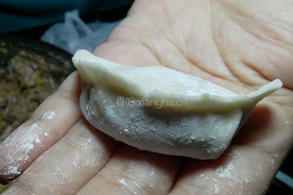 大白菜香菇猪肉饺子的做法图解19