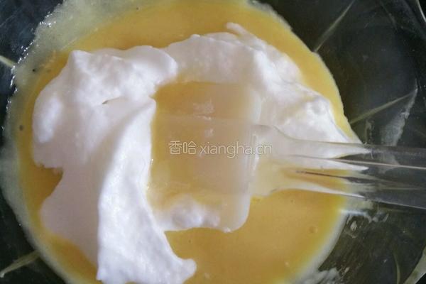 戚风蛋糕的做法图解7