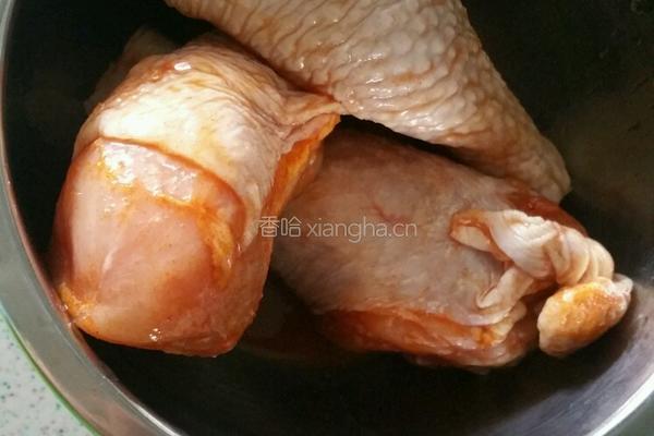 奥尔良烤鸡腿的做法图解1