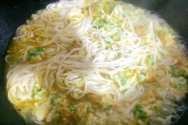 多汁青椒鸡蛋面的做法图解16