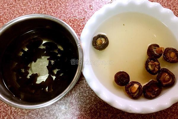 白菜包包的做法图解2