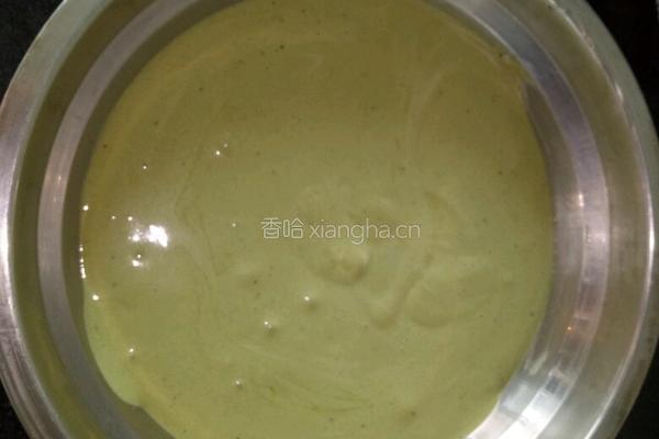 抹茶奶油蛋糕卷的做法图解9