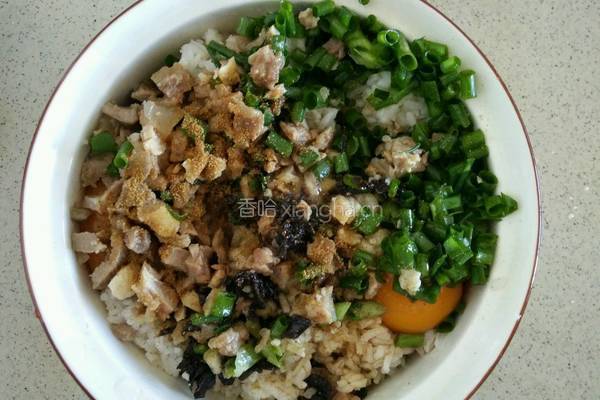 肉末橄榄菜米饭饼的做法图解2