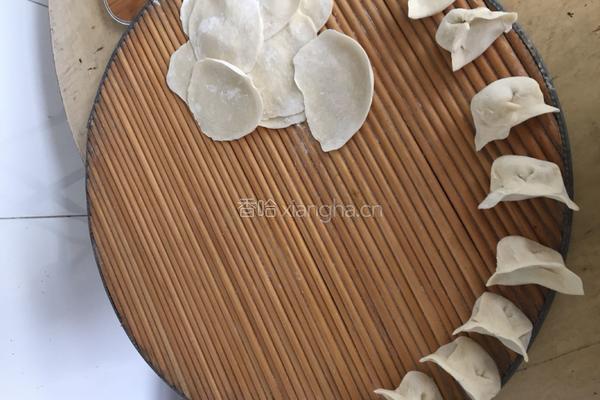 羊肉大葱饺子的做法图解5
