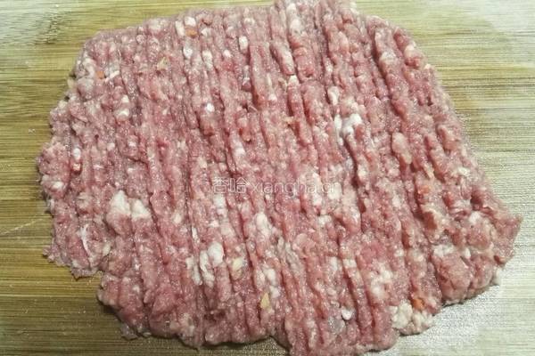羊肉蒸饺的做法图解2